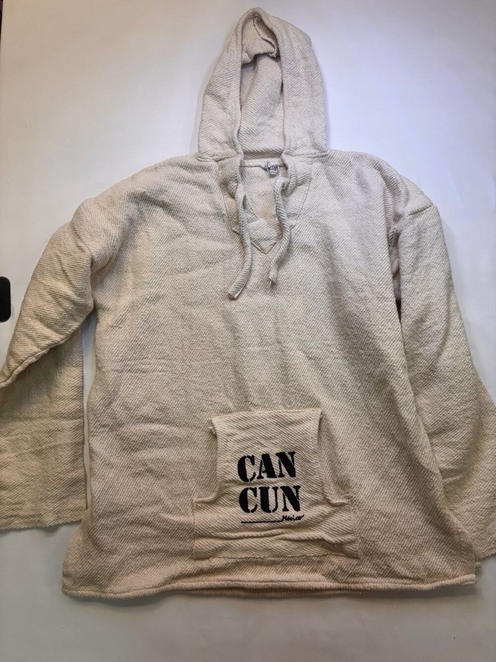 Artetlax Cancun Mexico Baja Hoodie Pullover with Iguana Graphic Size XL
